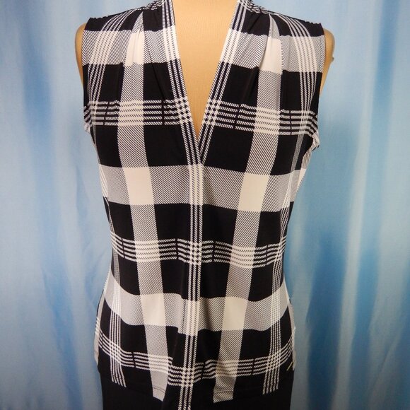 Calvin Klein Black & White Plaid V-Neck Small Sleeveless Career Top EUC - Picture 1 of 12